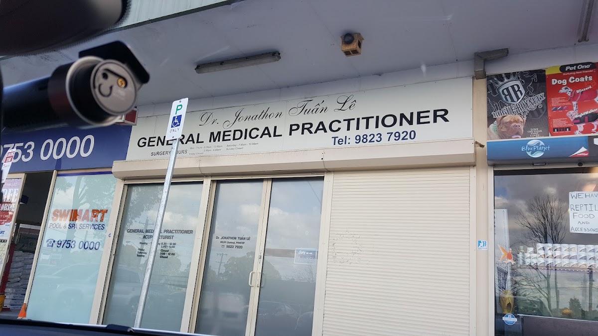 Dr Jonathon Tuan Le