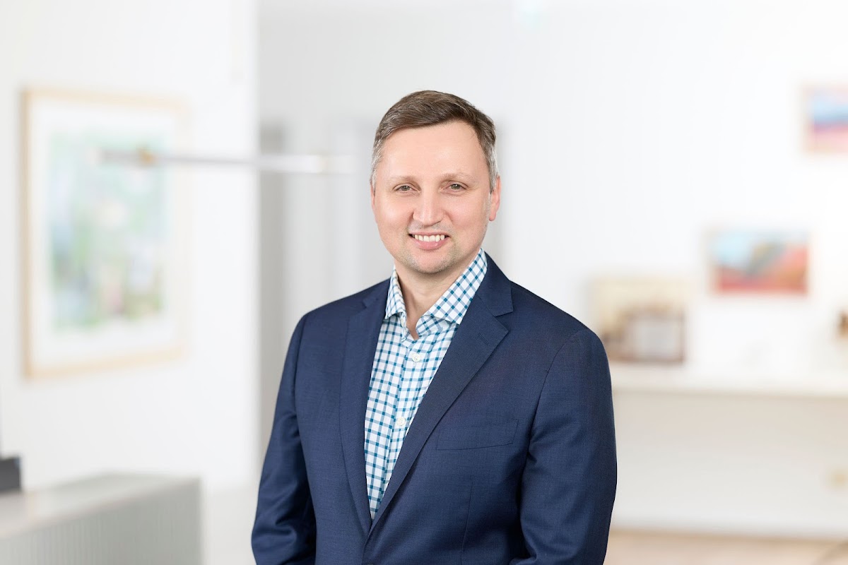 Dr Jeremy Humphris